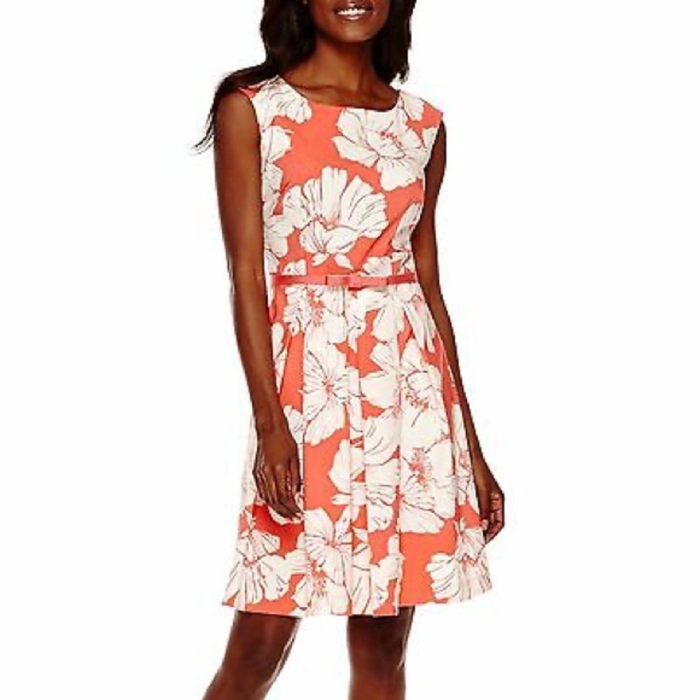 Danny and Nicole Floral Size 8 Dress